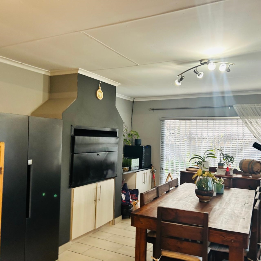 4 Bedroom Property for Sale in Sasolburg Ext 4 Free State